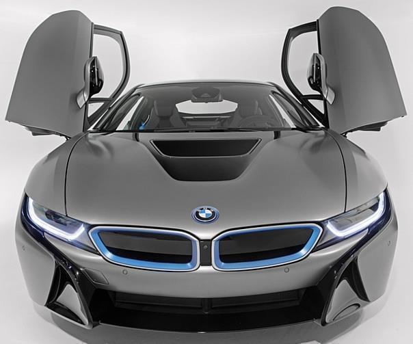 Versteigerung eines einzigartigen BMW i8 Concours d’Elegance Edition in Pebble Beach.